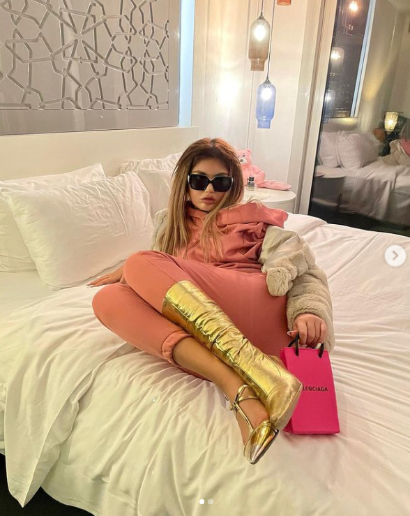 Bahar Candan yalnızlıktan bıktı! 'Arkadaş arıyorum, maaşını vereceğim' - Resim: 2