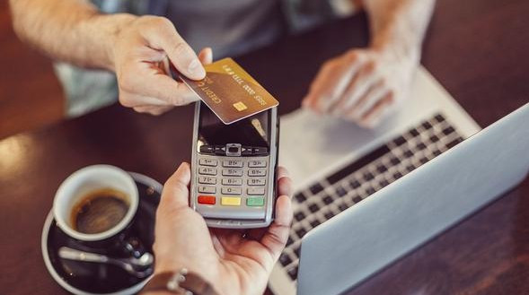 Temassız kredi kartı dolandırıcılığı otobüste bile başınıza gelebilir! - Resim: 1