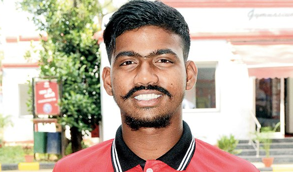 Hindistan Ligi'nde tarihe geçti! Yaşını duyanlar inanamadı - Resim: 1