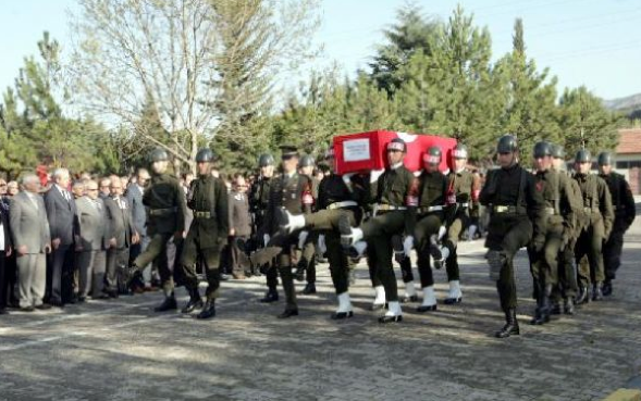 Terhisine 38 gün kala şehit oldu - Resim: 4