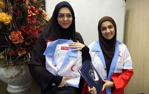 İran'ın ünlü sunucu tatilde fena yakalandı - Resim: 3