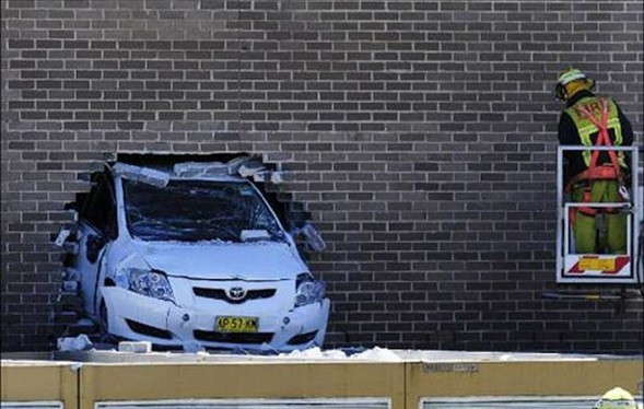 Bu insanlar nereye bakıyor? - Resim: 3