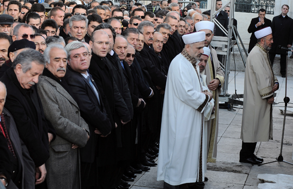Menderes'e son görev - Resim: 2