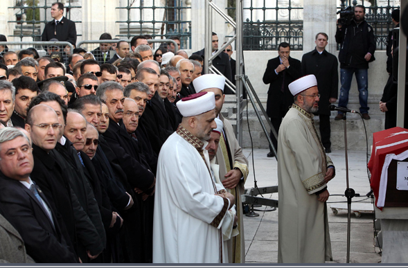 Menderes'e son görev - Resim: 3