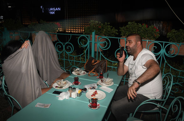 Cansu Taşkın sevgilisiyle yakalandı rezalet çıkardı! - Resim: 4