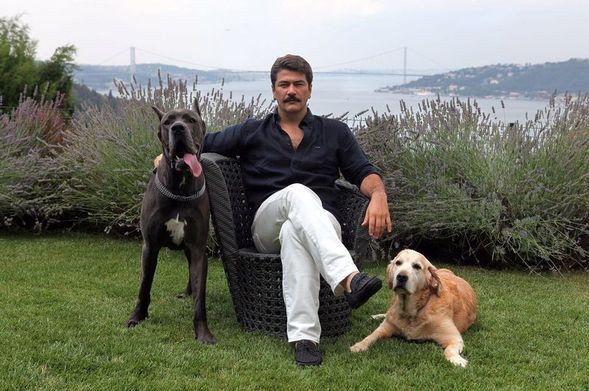 Vatan Şaşmaz'ın anısına büyük saygısızlık! Pes artık - Resim: 1