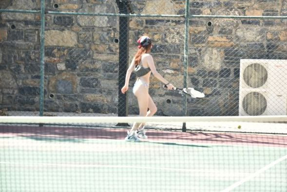 Elif Kaya'nın bikinisiyle yaptığı hareket 'yok artık' dedirtti! - Resim: 4