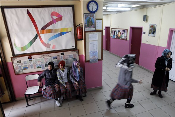 Reuters objektifinden imam hatipler - Resim: 1