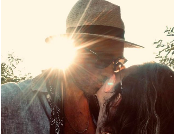 Hakan Kurtaş kaç yaşında sevgilisi kimdir Pınar Bulut ile aşk pozları çıktı - Resim: 0