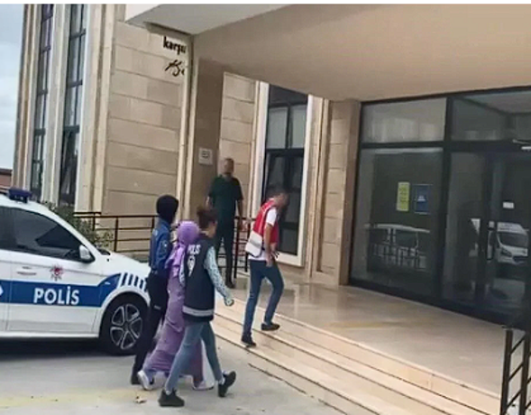 Karlov suikastında flaş gelişme! FETÖ'cü ismin eşi İstanbul'da yakalandı - Resim: 0