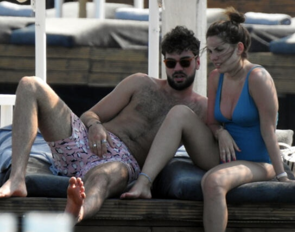 Yasak Elma'nın yıldızı Eda Ece basketbolcu sevgilisiyle dudak dudağa - Resim: 4