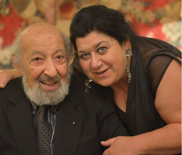 Başörtü takanlara 'öcü' diyen Serra Yılmaz çarşafa girdi - Resim: 2