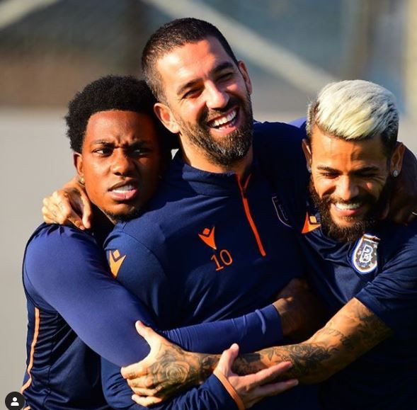 Arda Turan ve eşi Aslıhan Doğan'ın ikinci bebek sevinci! Müjdeyi böyle verdi - Resim: 3