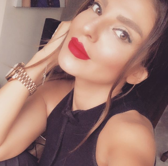 Bircan Bali Ömer Gezen ile yayın sonrası apar topar evlendi nikah şahidi bakın kim - Resim: 1