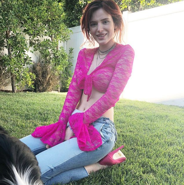 Ünlü şarkıcı reklam yapacağım diye milyonların önünde böyle soyundu - Resim: 2