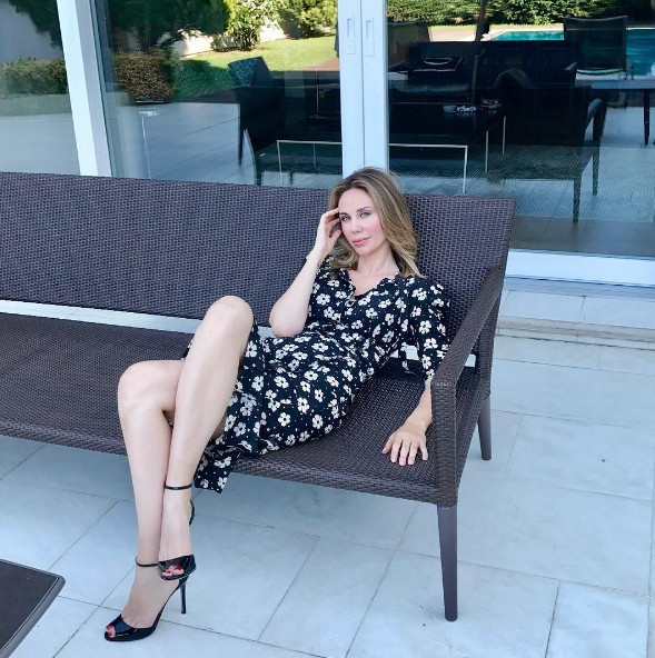 Demet Şener'in makyajsız haline bakın olay oldu - Resim: 1