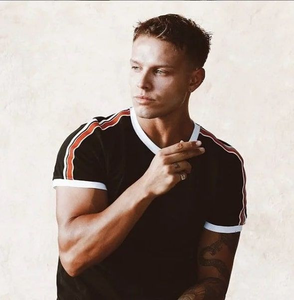 Survivor yıldızı Damla Can'la yakalanan Murat Ceylan'dan dikkat çeken paylaşım - Resim: 1