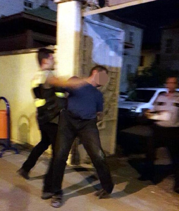 Tecavüz etmeye çalışırken yakalandı pantolununu bile... - Resim: 4