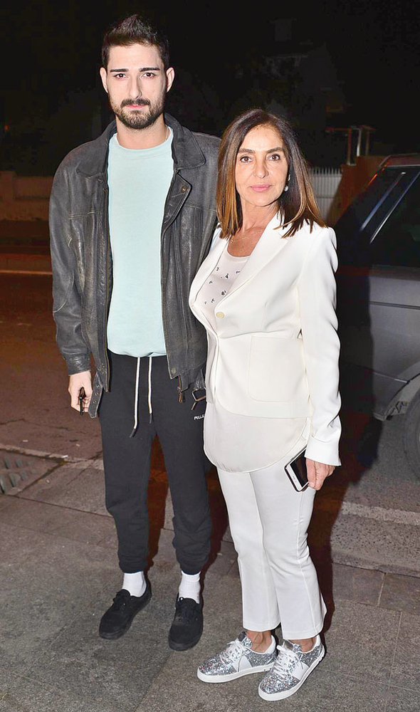 Müstakbel geliniyle poz verdi! Güldüren detay - Resim: 2