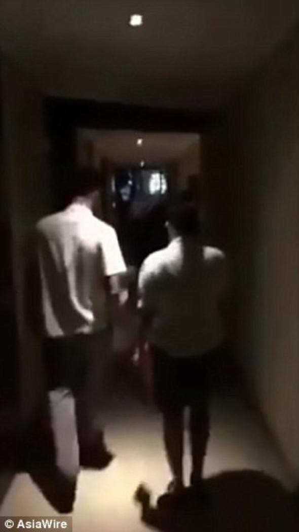 Takipçi kazanmak için iğrenç teklif! - Resim: 4