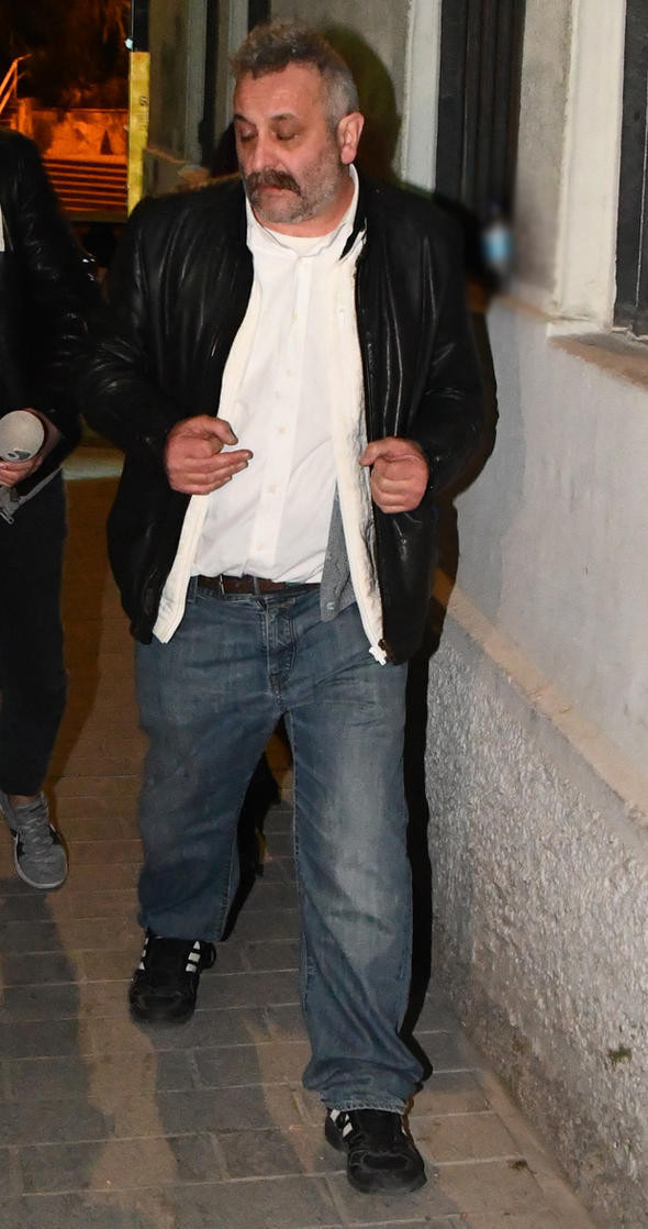 20 yaş küçük sevgilisi soruldu: Bayan var ayıp oluyor - Resim: 4