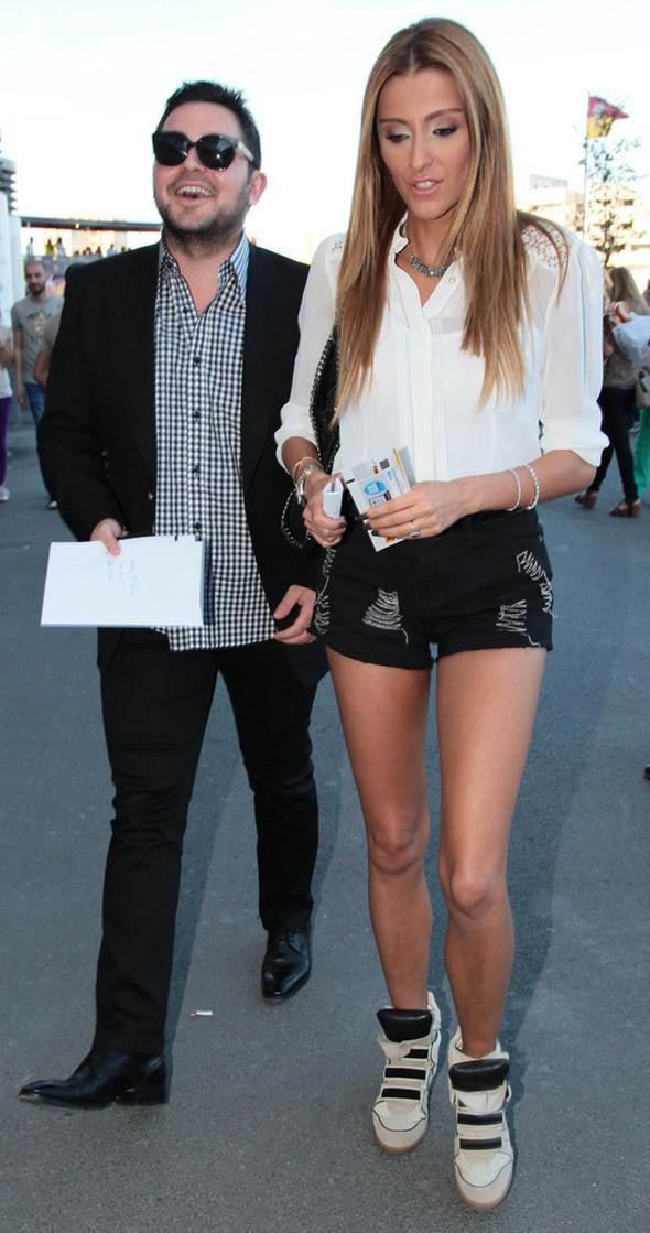 Özge Ulusoy Hacı Sabancı aşkı aile yüzünden mi bitti? İ - Resim: 3