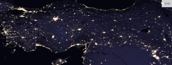 Uzaydan geldi gittikçe artıyor saatler gece yarısındayken - Resim: 2