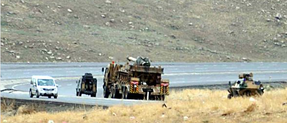 Türkiye - Irak sınırında askeri hareketlilik! - Resim: 1