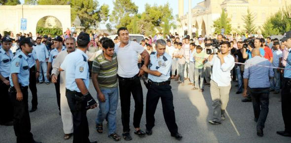 Babanın yıkıldığı an - Resim: 1