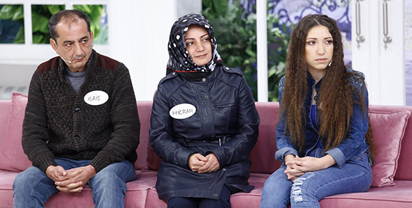 Esra Erol'da şoke eden olay: Kendi öz çocuklarını evlatlık aldılar! - Resim: 2
