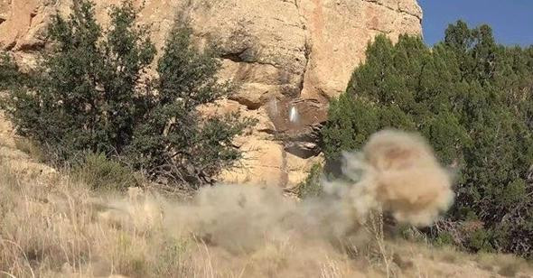 El bombasının içinde ne var? Ortadan ikiye ayırdılar bakın ne  çıktı - Resim: 3