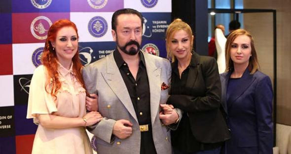Star TV'ye çıkan kediciğin Adnan Oktar ifşaları! Meğer hepsi nikahlıymış - Resim: 1