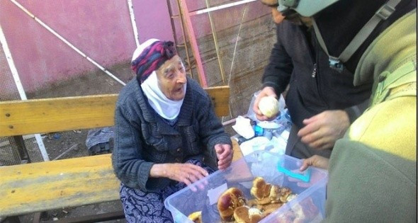 Mehmetçik'ten örnek davranış! Sur operasyonundan kareler... - Resim: 1