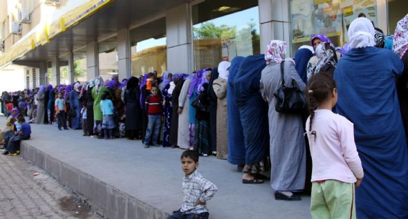Ağlayan bebeğine aldırış etmedi ve... - Resim: 1