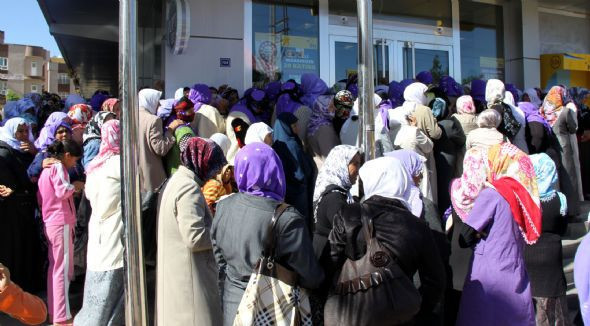 Ağlayan bebeğine aldırış etmedi ve... - Resim: 4