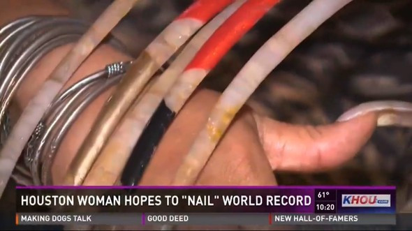 23 yıldır tırnakları kesmiyor şu kadına bakın - Resim: 3