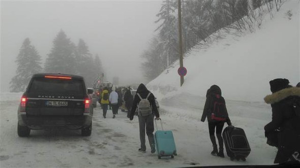Tatilci akını  trafiği kilitledi - Resim: 3