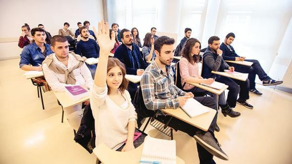 Hukuk ve ilahiyatta boş yer kalmadı - Resim: 1