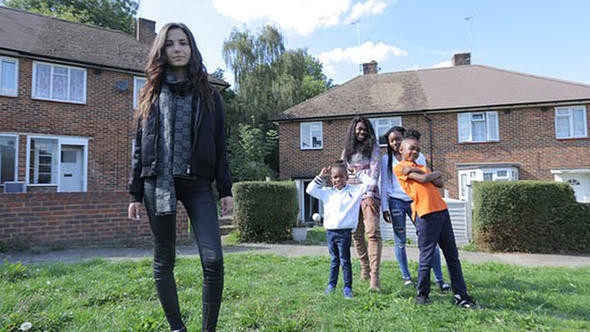 5 yldır saçını yıkamayan milyoner kadın ülke gündemine oturdu! - Resim: 1