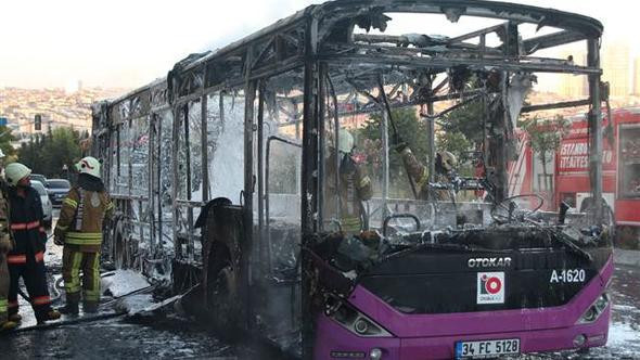 İstanbul'da faciadan dönüldü! Halk otobüsünün içinden çıkan şeye bak - Resim: 1