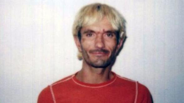 Tecavüze uğradı uyuşturucu batağına battı şimdi bakın ne yapıyor - Resim: 1