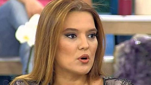 EDHO'nun Meryem'i Deniz Çakır'dan takipçisine zehir zemberek ayar! - Resim: 1