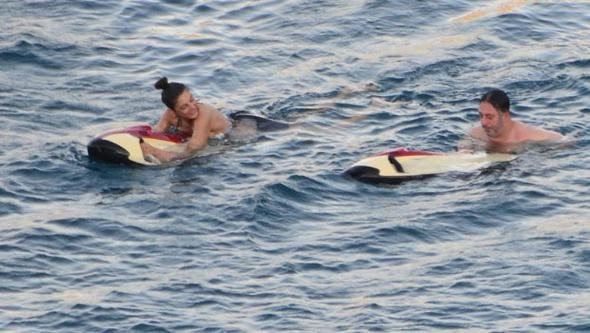 Cem Yılmaz'ın "Yatakta kopuyorduk" diyen sevgilisi hamile - Resim: 3