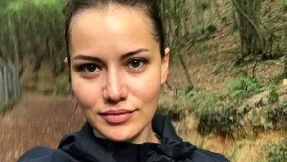 Tuğçe Kazaz bu fotoğrafı paylaştı sosyal medya sallandı - Resim: 3