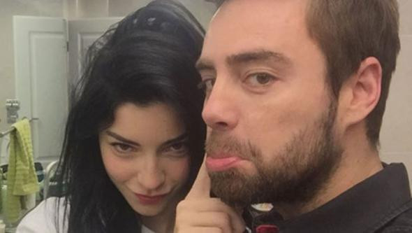 'Karına aşığım' dedi 'Sende bana kız arkadaşını ver' cevabına anlaştılar! - Resim: 1