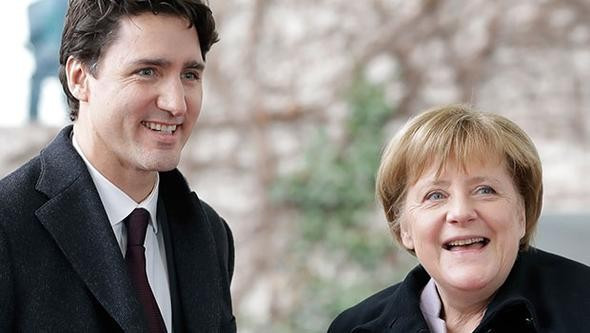 Ivanka Trump'tan sonra şimdi de Merkel bakışlar yine olay! - Resim: 4