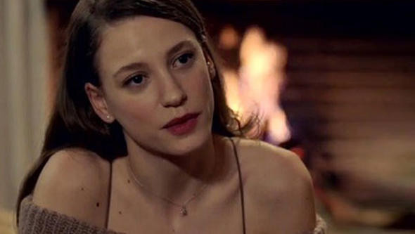 Serenay Sarıkaya'dan hayranlarını üzecek haber - Resim: 2