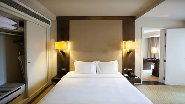 Ödüllü oyuncu fantezi kurbanı oldu! - Resim: 1