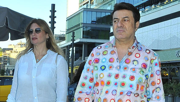 Eşiyle olaylı şekilde ayrılmıştı! Coşkun Sabah'ın suratı bir karış - Resim: 4