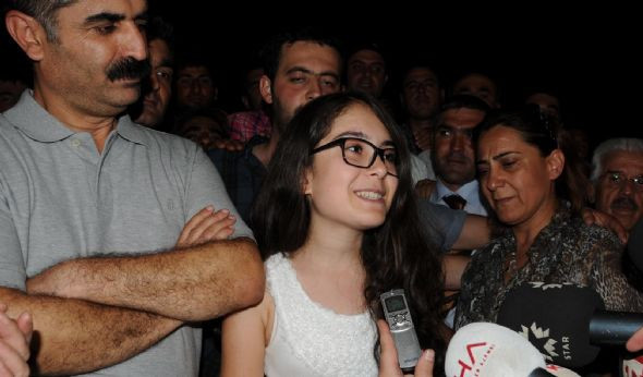 Aygün ailesiyle böyle hasret giderdi - Resim: 1